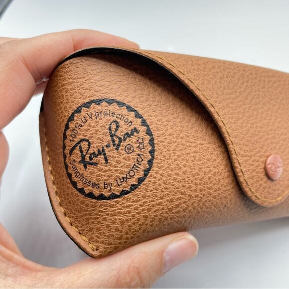 Ray Ban Tan Leather Sunglasses Case & Cloth - Picture 4 of 7
